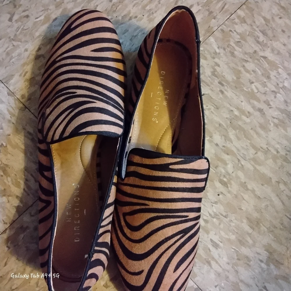 new directions Pink and Black Zebra Print Loafers